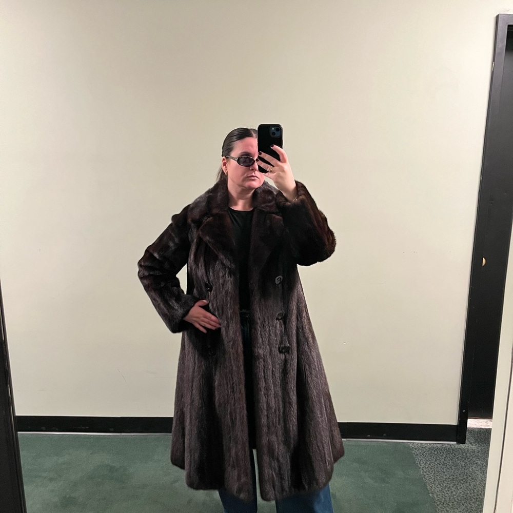 Quiet Luxury Rich Chocolate 100% Genuine Mink Coat
